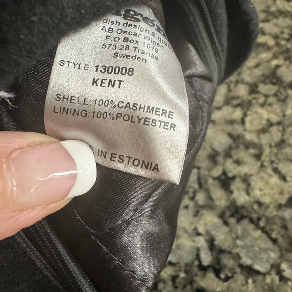 100% cashmere black hat - Picture 4 of 4